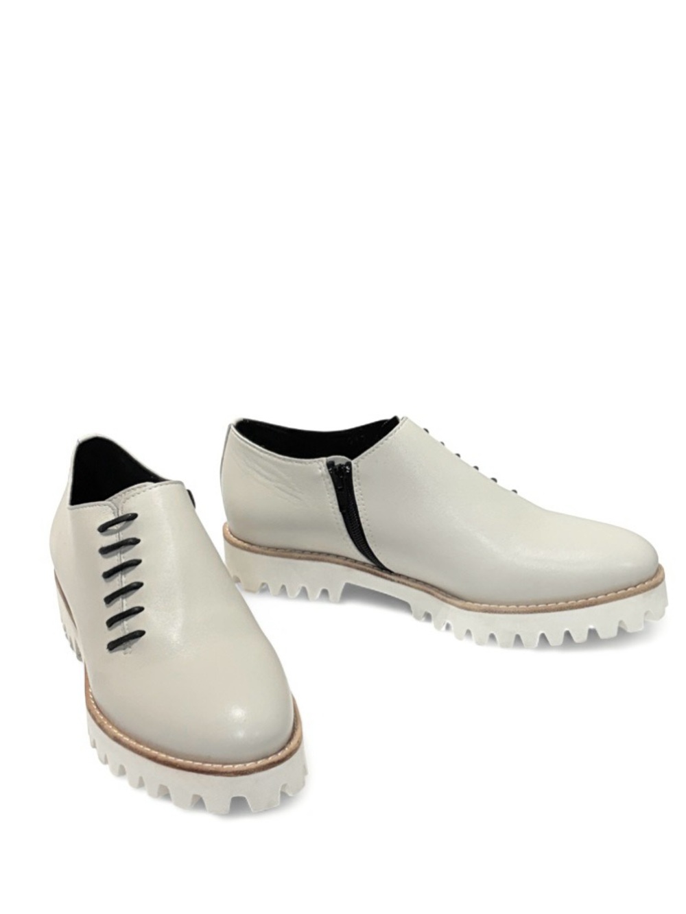 SIDE CORD White Leather Lug Sole Loafer with Side Zip